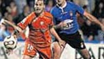 <b>EN PUNTA. </b>Soldado, como en la ida, será titular.