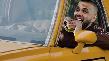 Dani Alves como agricultor, taxista o cajero: Sigue buscando trabajo.