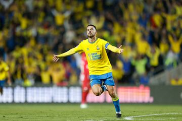 Ha dado el salto de calidad que lleva apuntando desde hace años. Su gol ante el Atlético es espectacular. Además, se encarga de mover todo el ataque grancanario con acierto y clase.