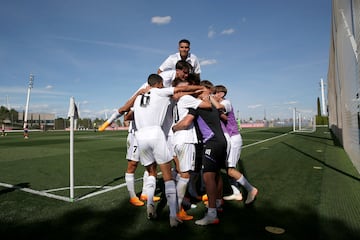 Euforia tras el 3-0 de Palacios.