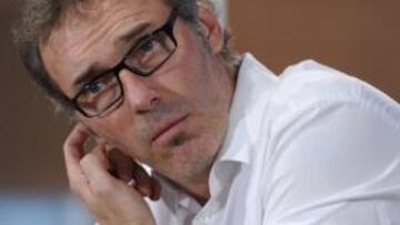 Francia mantiene a Abidal convocado pese a su lesión