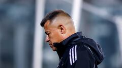 Otro problema para Almirón en Colo Colo