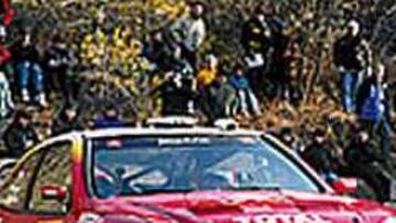 LA ESTRELLA QUE VIENE. El joven Sebastian Loeb, de 27 años, domina a los favoritos en su segunda carrera con el Xsara.