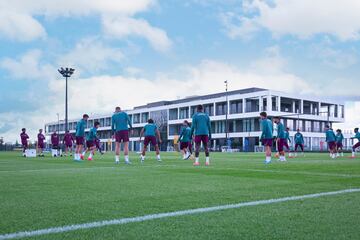 Jugadores entrenando. 
