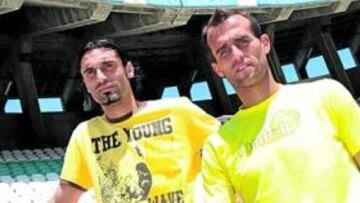 <b>LOS CENTRALES. </b>Fernando Niño y Amaya serán hoy de la partido. Ayer posaron para AS.