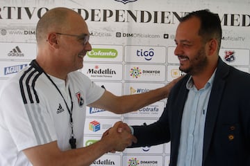 Rueda de prensa de presentación de Alfredo Arias en Medellín.