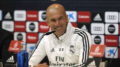 GRAF1121. MADRID, 14/04/2019.- El entrenador del Real Madrid, el franc&eacute;s Zinedine Zidane, durante la rueda de prensa ofrecida esta ma&ntilde;ana en la Ciudad Deportiva de Valdebebas para hablar del partido de Liga de ma&ntilde;ana frente al Legan&e