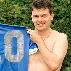 Aparece la camiseta con la que Maradona goleó a Inglaterra