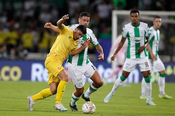 Gran partido en el Atanasio Girardot entre Nacional y Bucaramanga. Los dos equipos mostraron un buen juego.