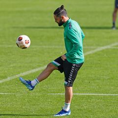 Isco tira más de corazón que de cartera