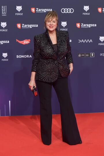 La actriz Emma Suárez en la alfombra roja.