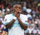 Guerra abierta entre Ajax y PSV por el traspaso de Bergwijn
