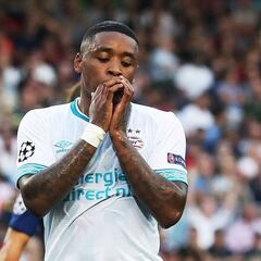 Guerra abierta entre Ajax y PSV por el traspaso de Bergwijn