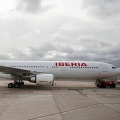 Un avión de Iberia frustra su despegue en Tenerife cuando dejó de tocar suelo: "Hubiéramos chocado en el aire"