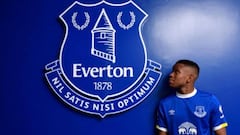 Ademola Lookman thrilled by dream move to Everton