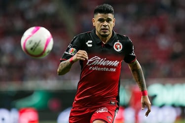 Ex futbolista de Xolos combina roles de jugador, DT y utilero en Argentina
