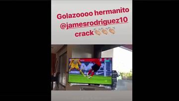 Arturo Vidal celebra el gol de James con el Bayern Múnich