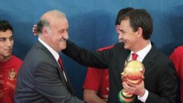 Zapatero: "Esta Copa la han ganado ellos, pero es también de todos los españoles"
