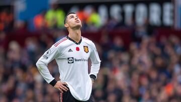 Cristiano Ronaldo, jugador del Manchester United, resopla durante un partido.