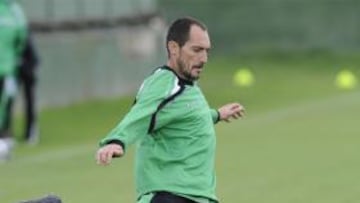 <b>RACING</b> Pedro Munitis en un entrenamiento.