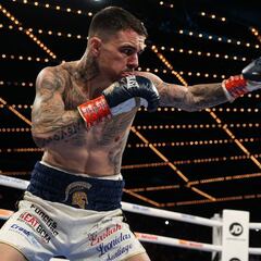 Teófimo López se la pega ante un gran George Kambosos