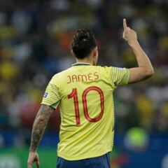 Napoli necesita a James para destronar a la 'Juve' de CR7