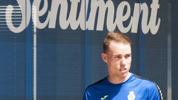 Clerc regresa a casa y a la nueva fábrica de laterales