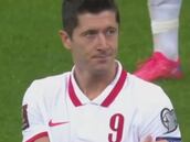 "Respeto": Lewandowski se planta ante miles de polacos