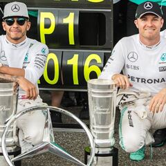 Wolff ve a Hamilton como "el mejor piloto de la parrilla"