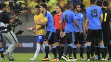 Dunga defiende a Neymar: "Los rivales intentan irritarle"