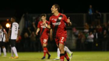 El atacante mexicano anotó el solitario gol del Bayer Leverkusen contra el Atlético Mineiro en la Florida Cup. Por fin rompió su mala racha, pero fue en juego oficial.