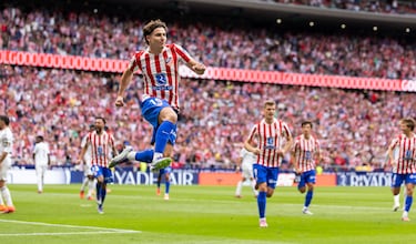Julián Álvarez celebra el 3-2 de penalti para el Atlético de Madrid.