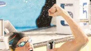 <b>DE RECORD.</b> El surafricano intimida y dobla récord mundial en 50 mariposa