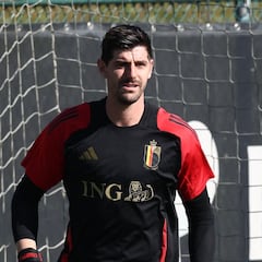 Courtois, también sin brazalete