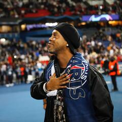 Ronaldinho recuerda su primer partido con la camiseta del PSG