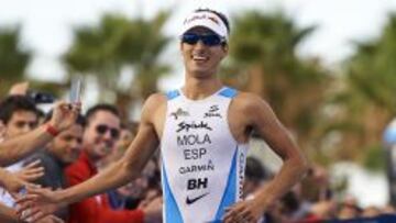 Mario Mola venció en Londres y Gómez Noya terminó sexto