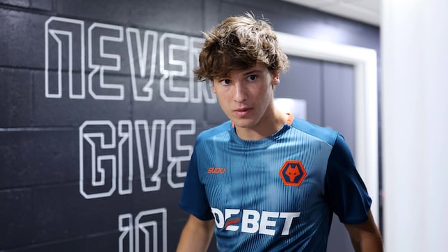 Oficial: Fer López, al Wolves