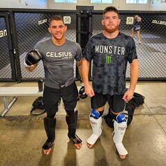 Poirier muestra la ceja de Eblen: “Solo es un rasguño”