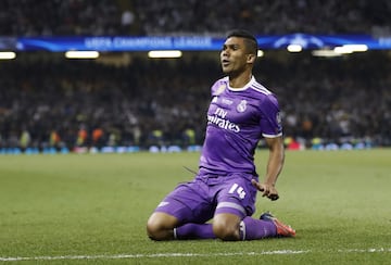 1-2. Casemiro celebró el segundo gol. Buffon.