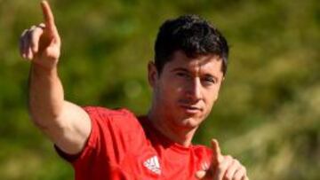 Si hay cautelar, el fichaje de verano es Robert Lewandowski