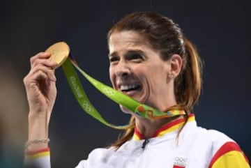 Ruth Beitia consigue el primer oro olímpico para el atletismo femenino español en los Juegos de Río 2016.