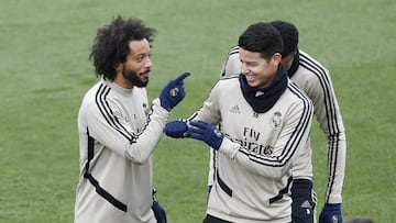 James Rodr&iacute;guez durante un entrenamiento del Real Madrid.