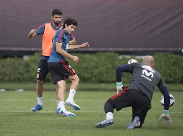 Diego Costa y Jesús Vallejo.