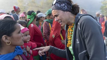 Pasaban: ¡°Volv¨ª al Himalaya por la igualdad de las nepal¨ªs¡±