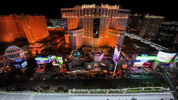 LAS VEGAS, NEVADA - NOVEMBER 20: Oscar Piastri of Australia driving the (81) McLaren MCL39 Mercedes on track during practice ahead of the F1 Grand Prix of Las Vegas at Las Vegas Strip Circuit on November 20, 2025 in Las Vegas, Nevada. Clive Mason/Getty Images/AFP (Photo by CLIVE MASON / GETTY IMAGES NORTH AMERICA / Getty Images via AFP)