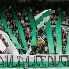 El Elche lanza su campaña de abonos con el lema “Renace la franja”