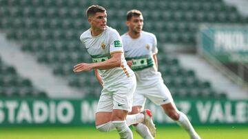 El Elche repite goleada ante el Athletic Club Torrellano con Nico como gran protagonista