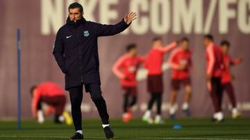 Valverde, a sus jugadores: "Hay que evitar córneres y faltas"