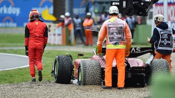 Sainz, tras su abandono en Ímola.