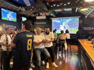 La Peña Madridista Central London vive desde el pub Famous Three Kings el último partido de LaLiga EA Sports 2023-2024 entre Real Madrid y Real Betis.